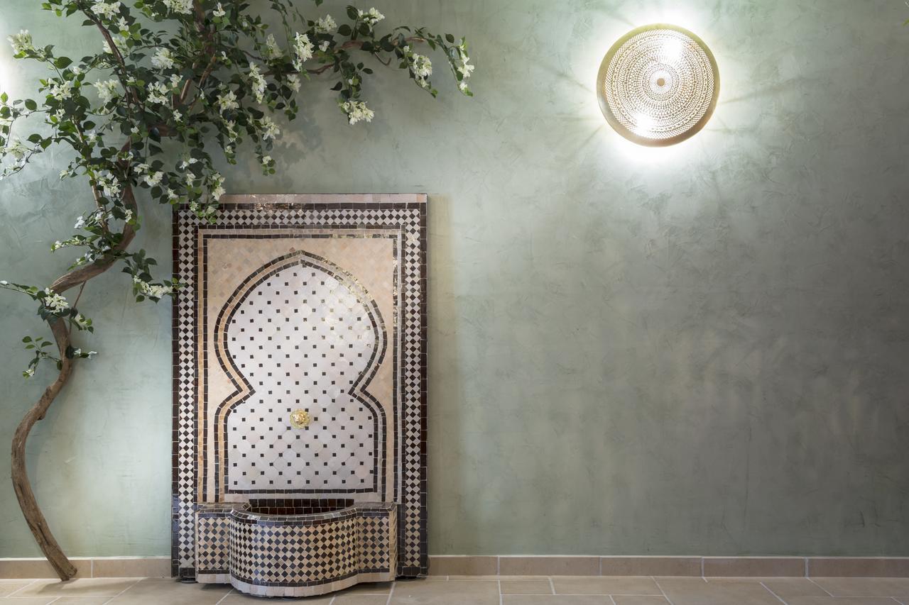 Riad Spa "Les Portes De L'Orient" Tours Exterior foto